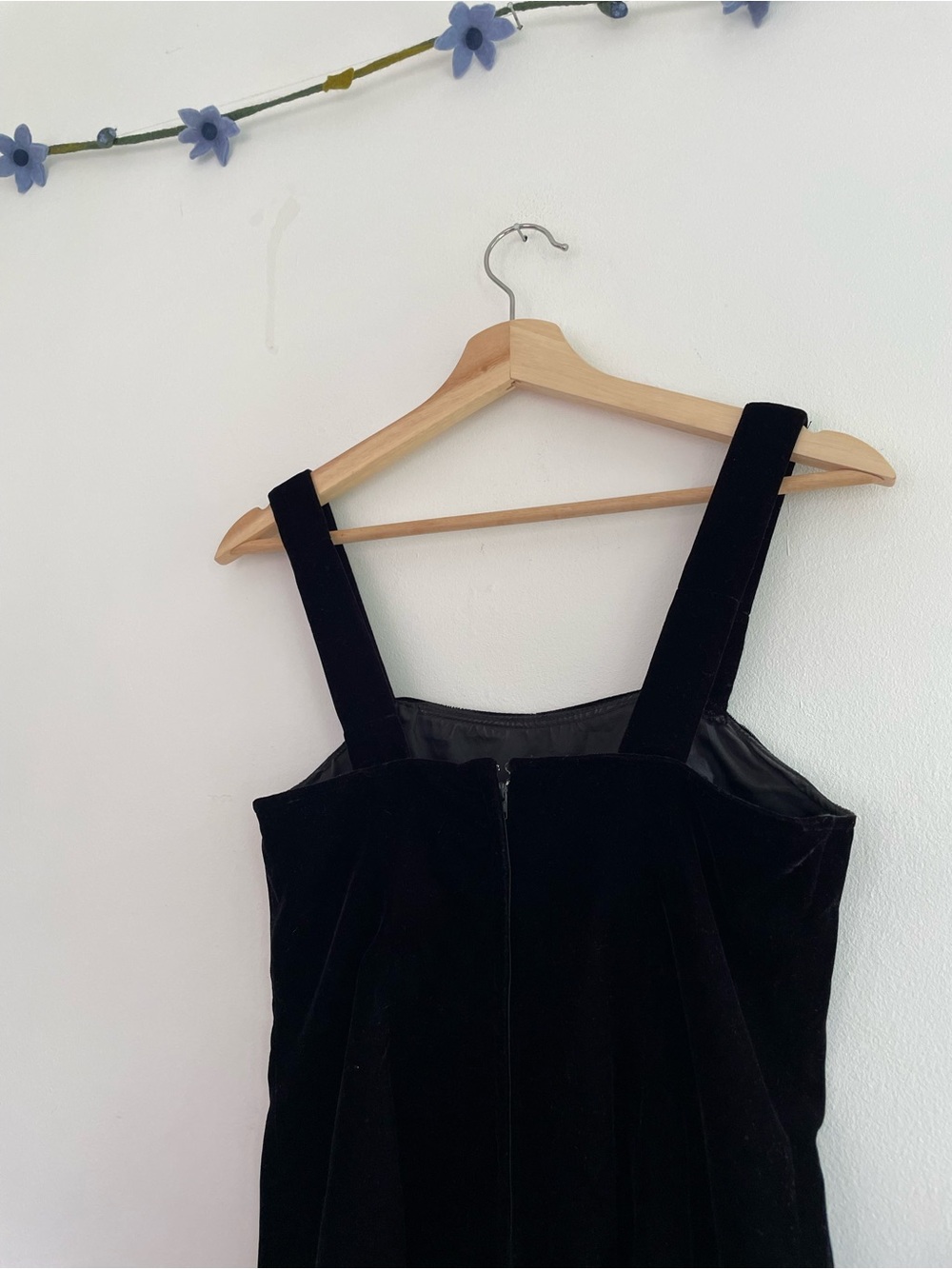 Vintage 90s Velvet Cocktail Dress - Picture 4 of 12